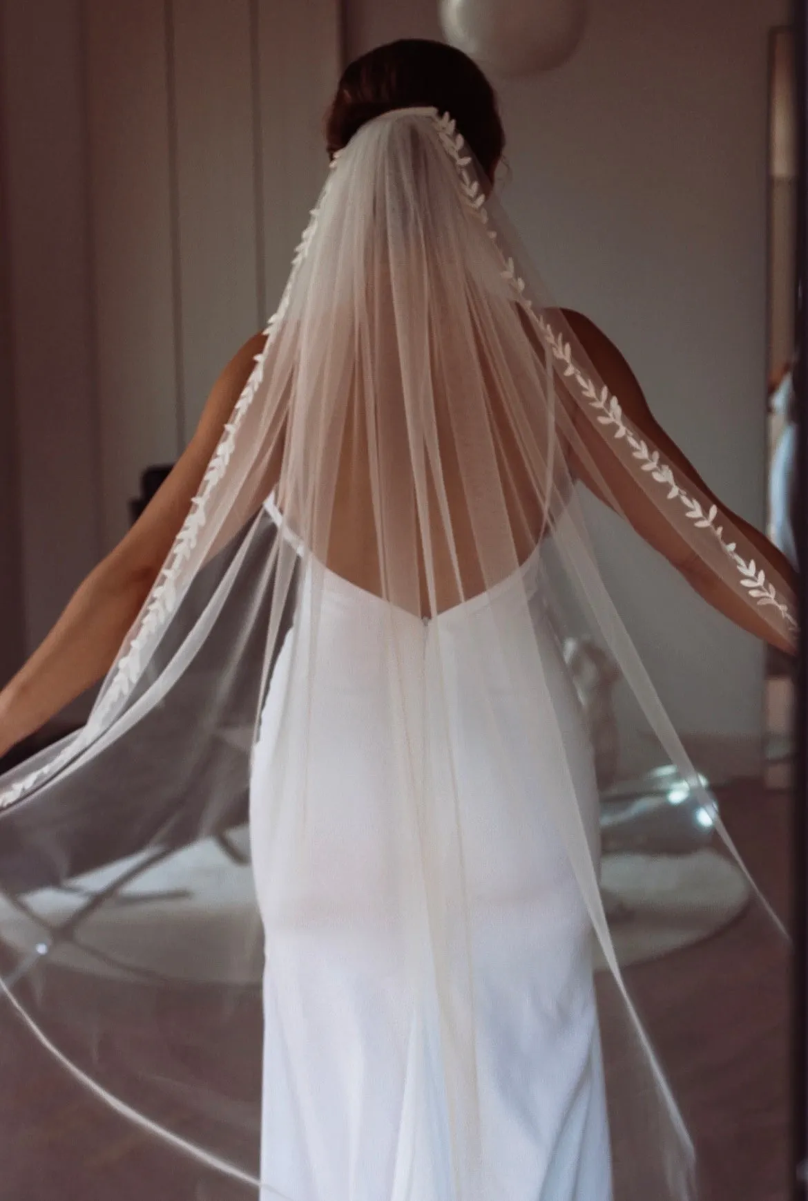 Cathedral Wedding Veil Leaf Trim