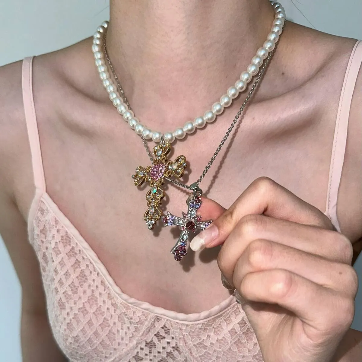 Cross diamond pearl necklace
