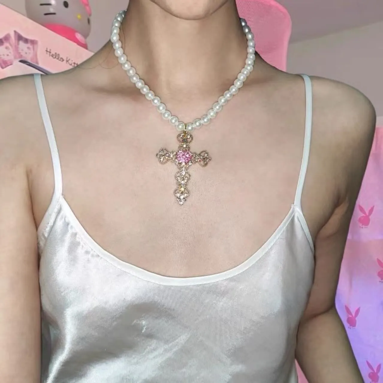 Cross diamond pearl necklace