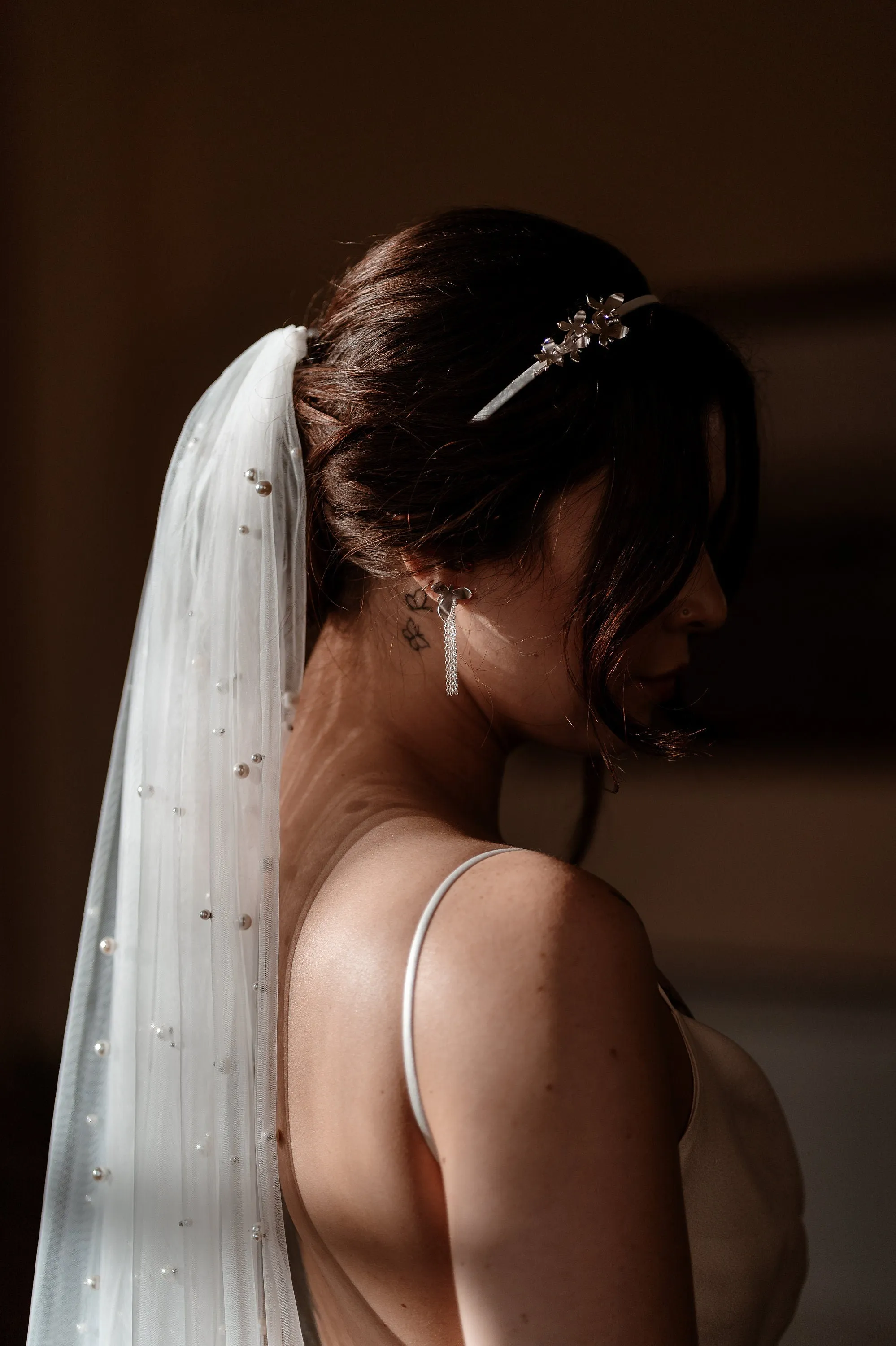 IN STOCK Wedding Pearl Veil
