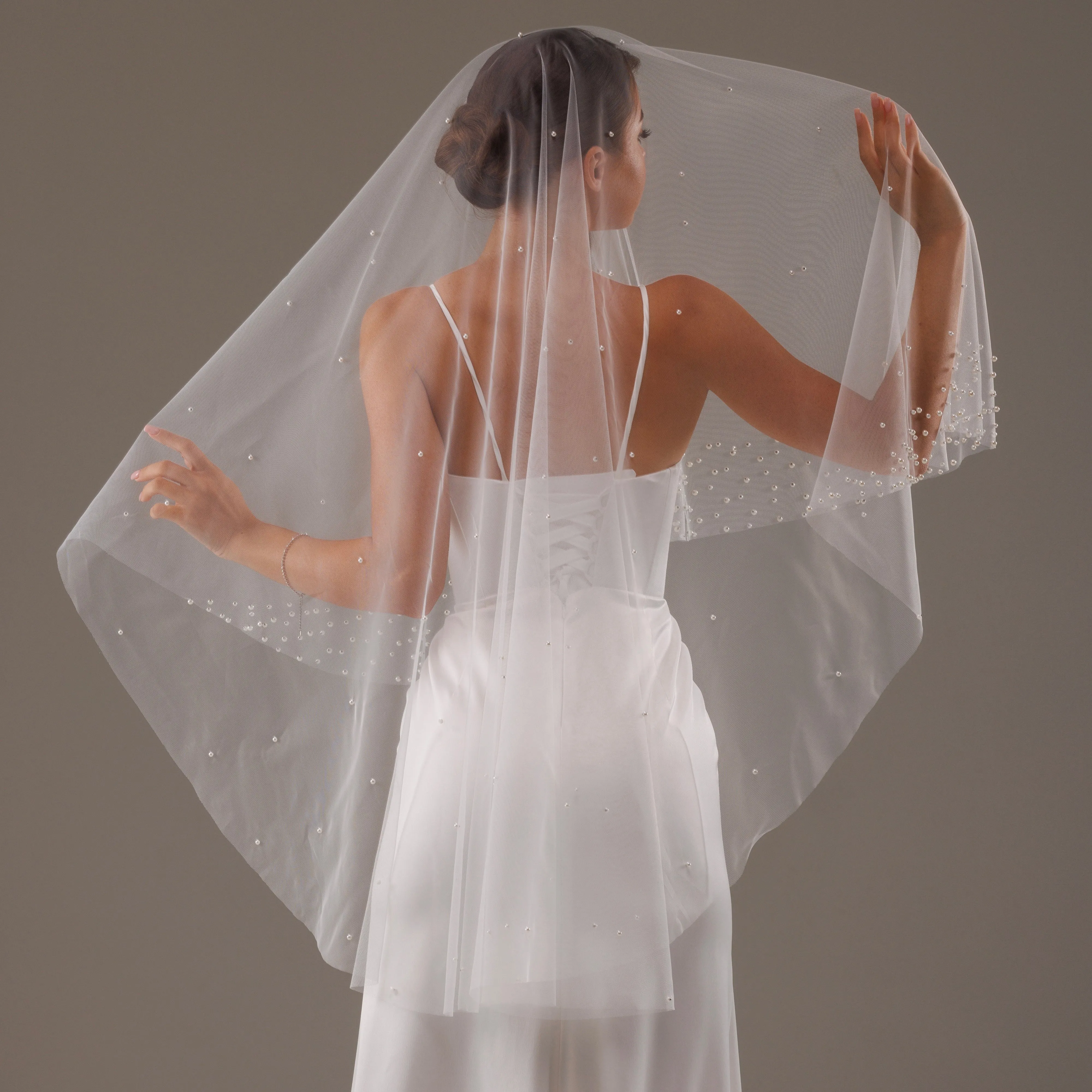 Mantilla style pearl edge veil, VAMB2BV