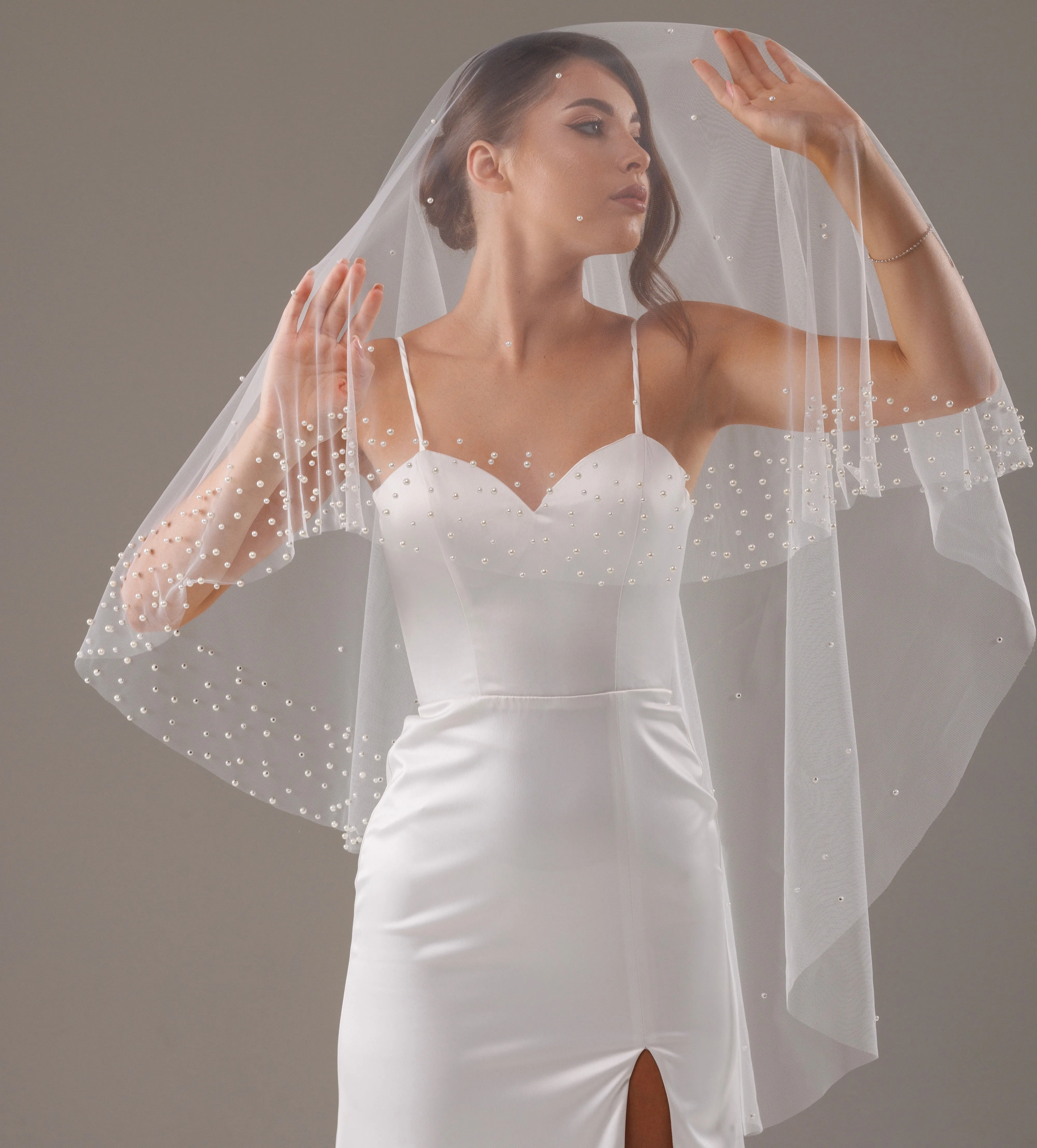 Mantilla style pearl edge veil, VAMB2BV