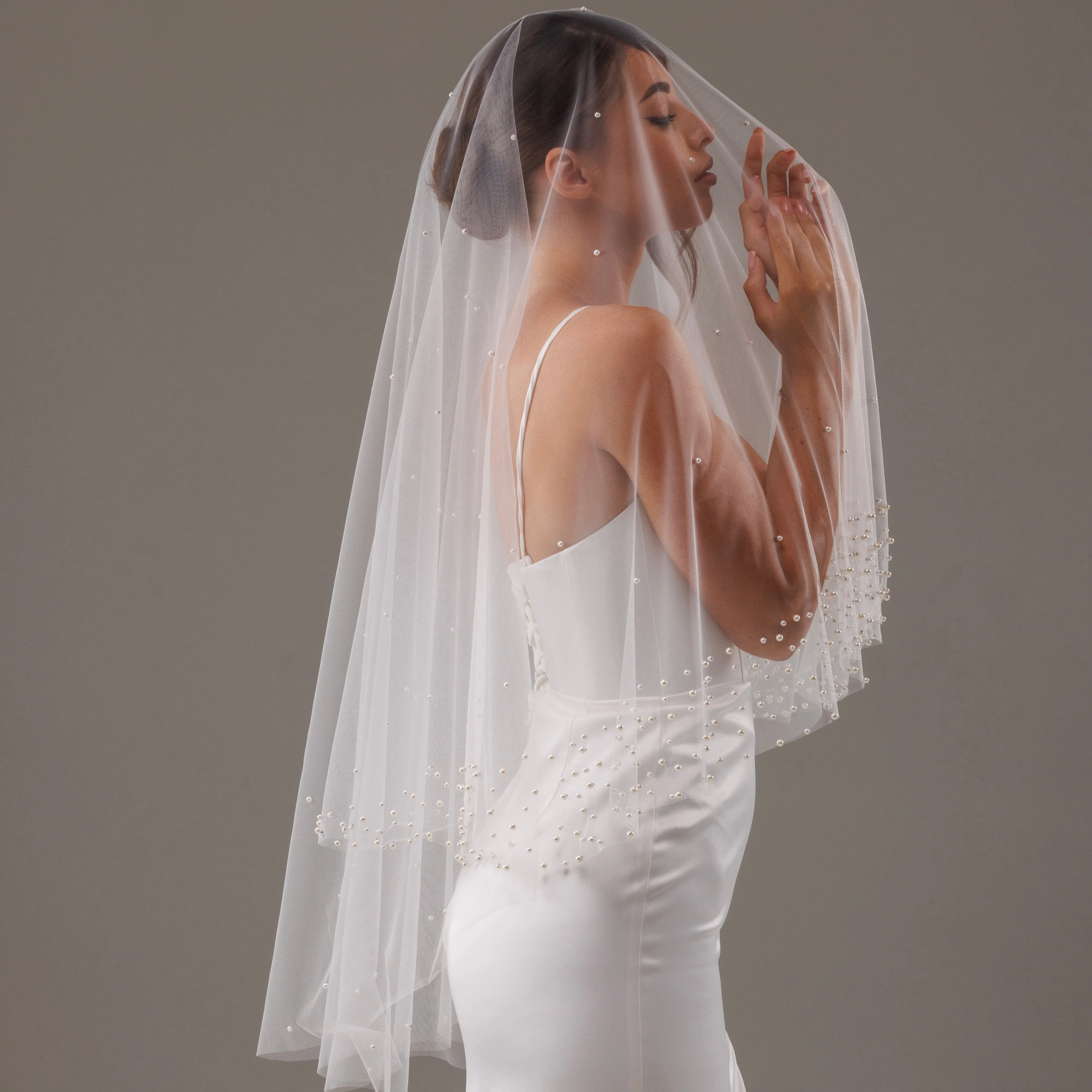 Mantilla style pearl edge veil, VAMB2BV