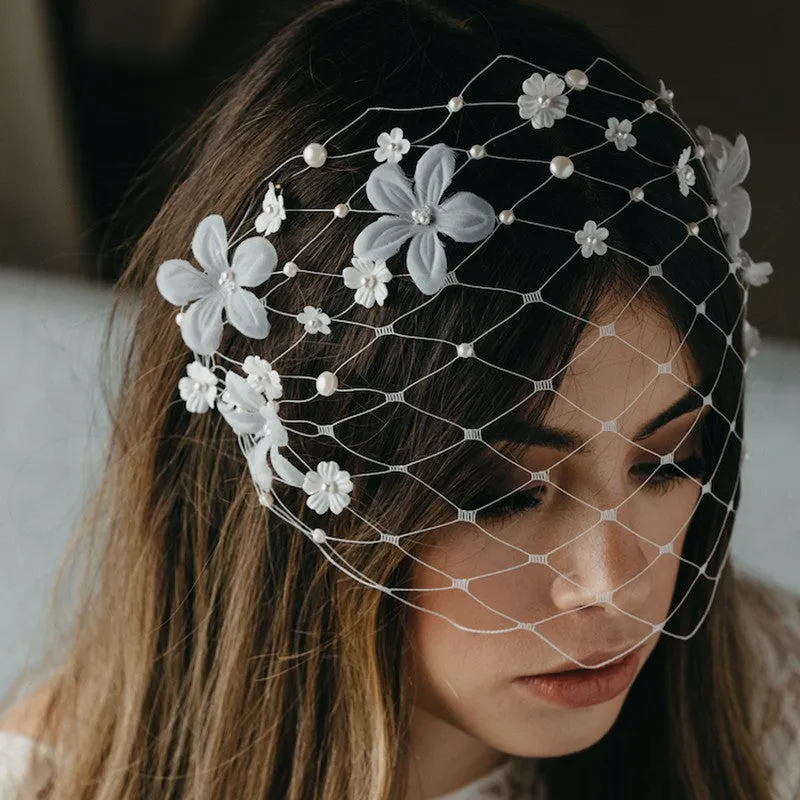 Vintage Ivory Mesh Birdcage Wedding Veils With Appliques Pearls WV026