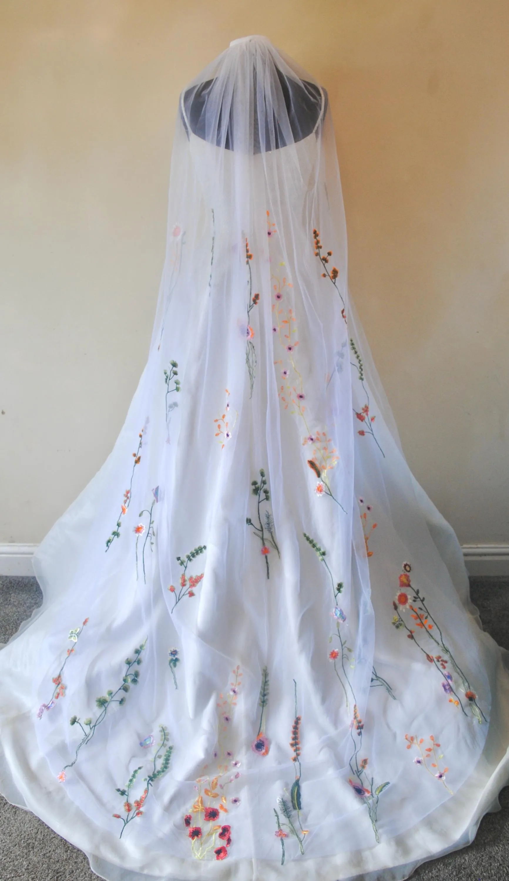 White wedding veil bright embroidered flowers,  200cm